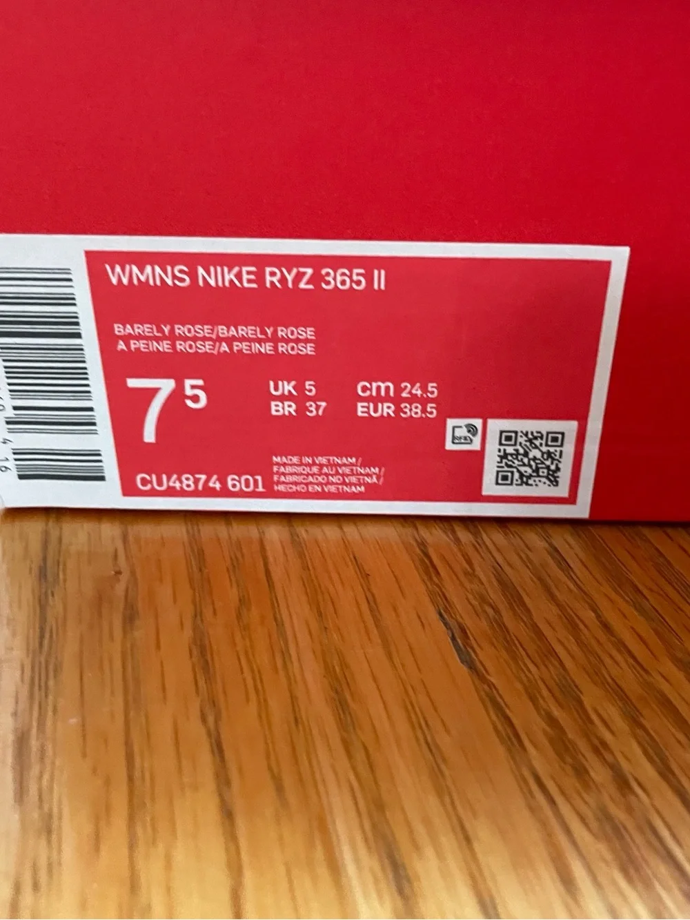 Nike RYZ 365 II Barely Rose Pink Women’s Sneakers Size 7.5 New in Box